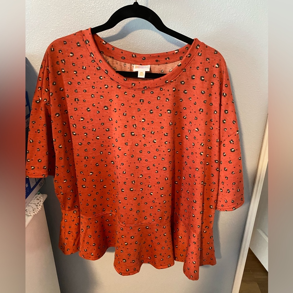 Brand New Jana, Ruffled Hem Top by LulaRoe